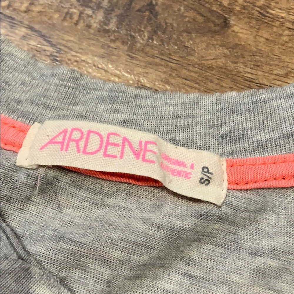 Run to me Crop top - Picture 6 of 8